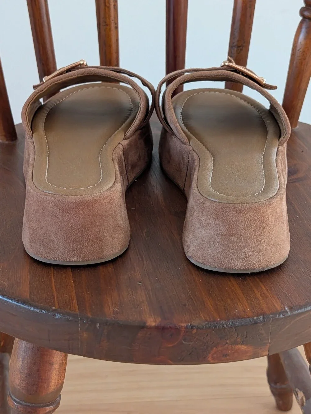 Seychelles brown suede
